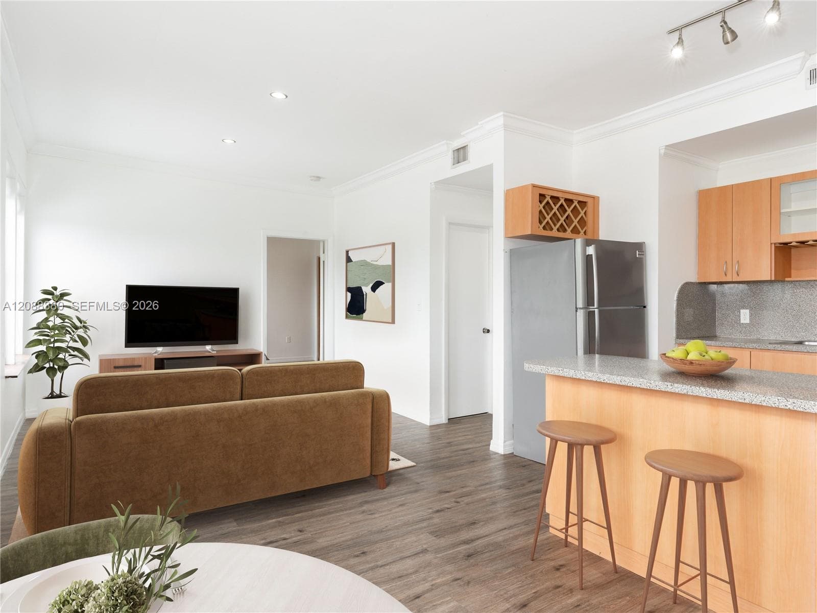 737 Jefferson Ave # 305, Miami Beach FL 33139