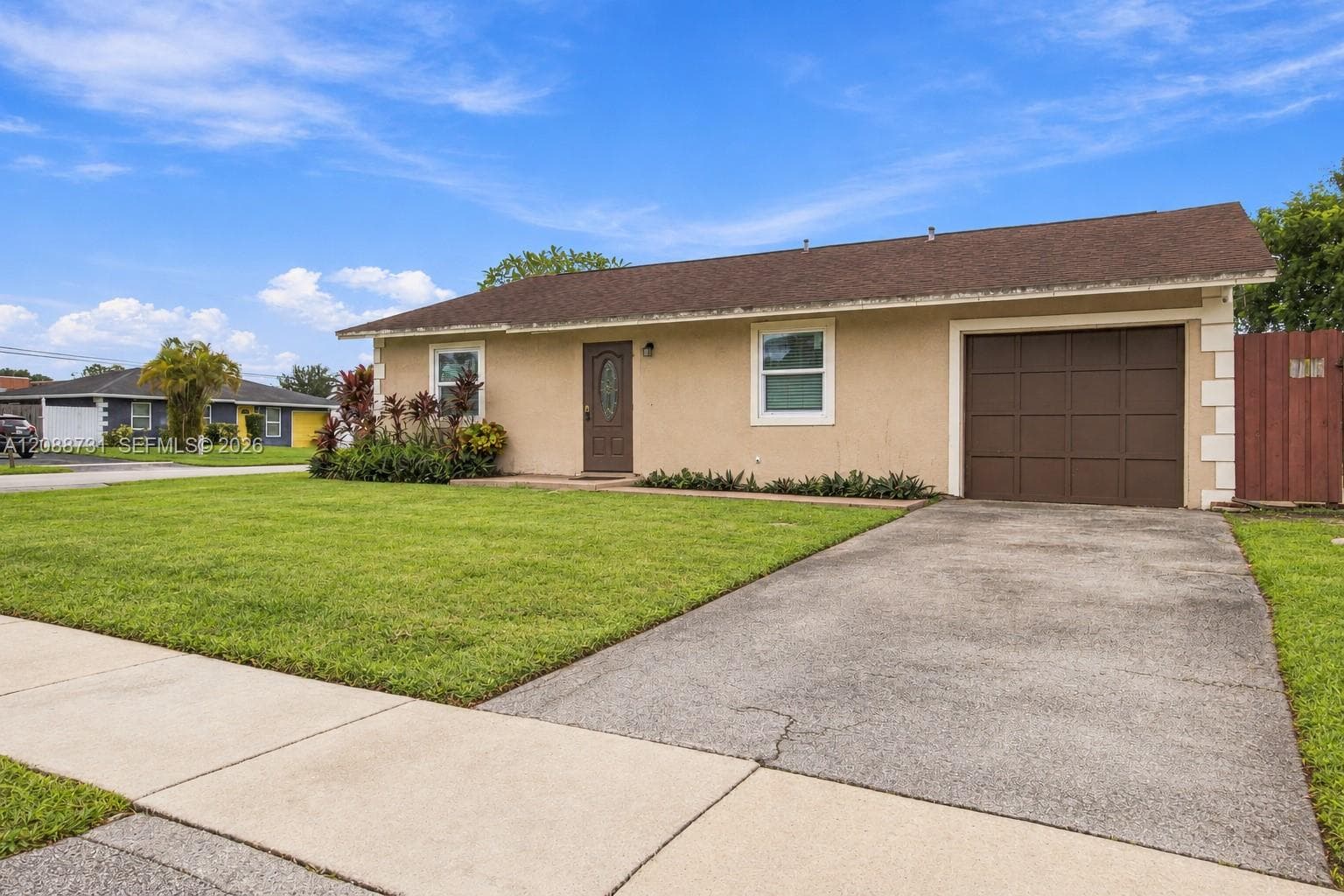 8120 SW 5th Ct, North Lauderdale FL 33068