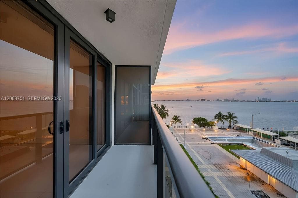 600 NE 36th St # 508, Miami FL 33137