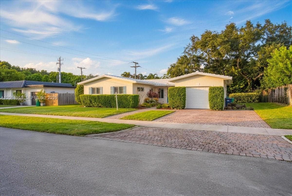 9125 SW 65th St, Miami FL 33173