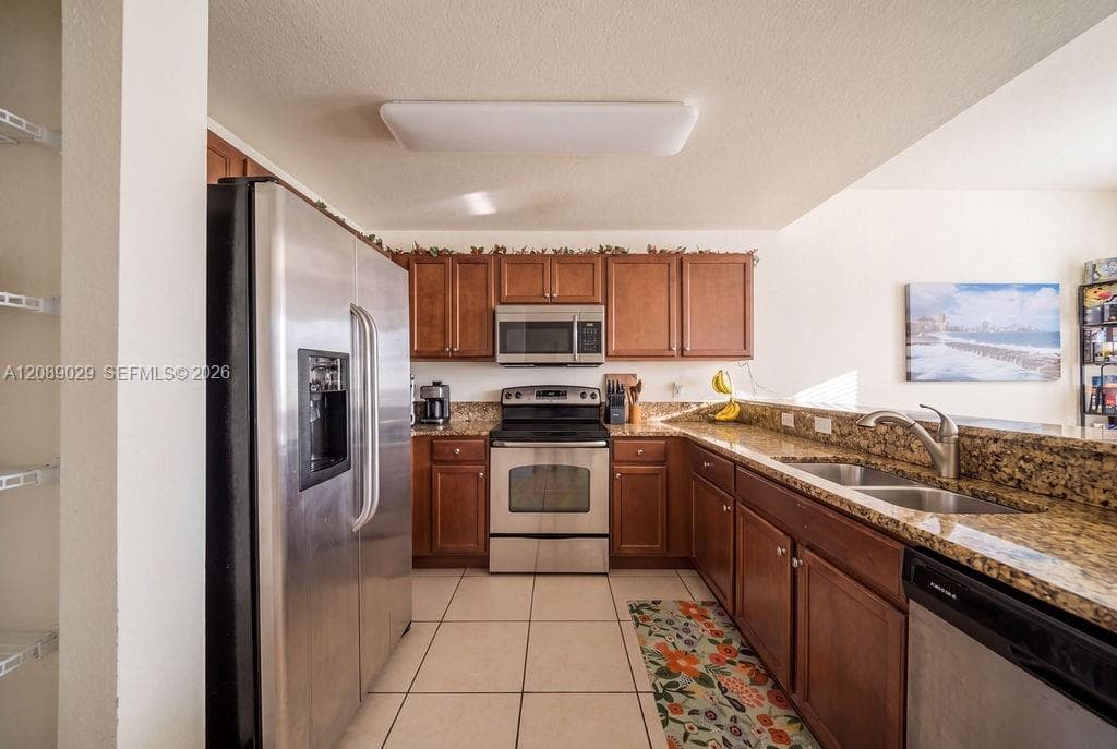 11603 NW 89th St # 213, Doral FL 33178