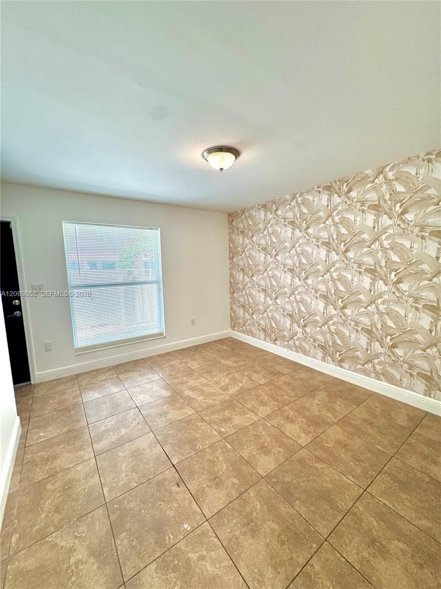 1968 NW 4th Ct # 323, Miami FL 33136