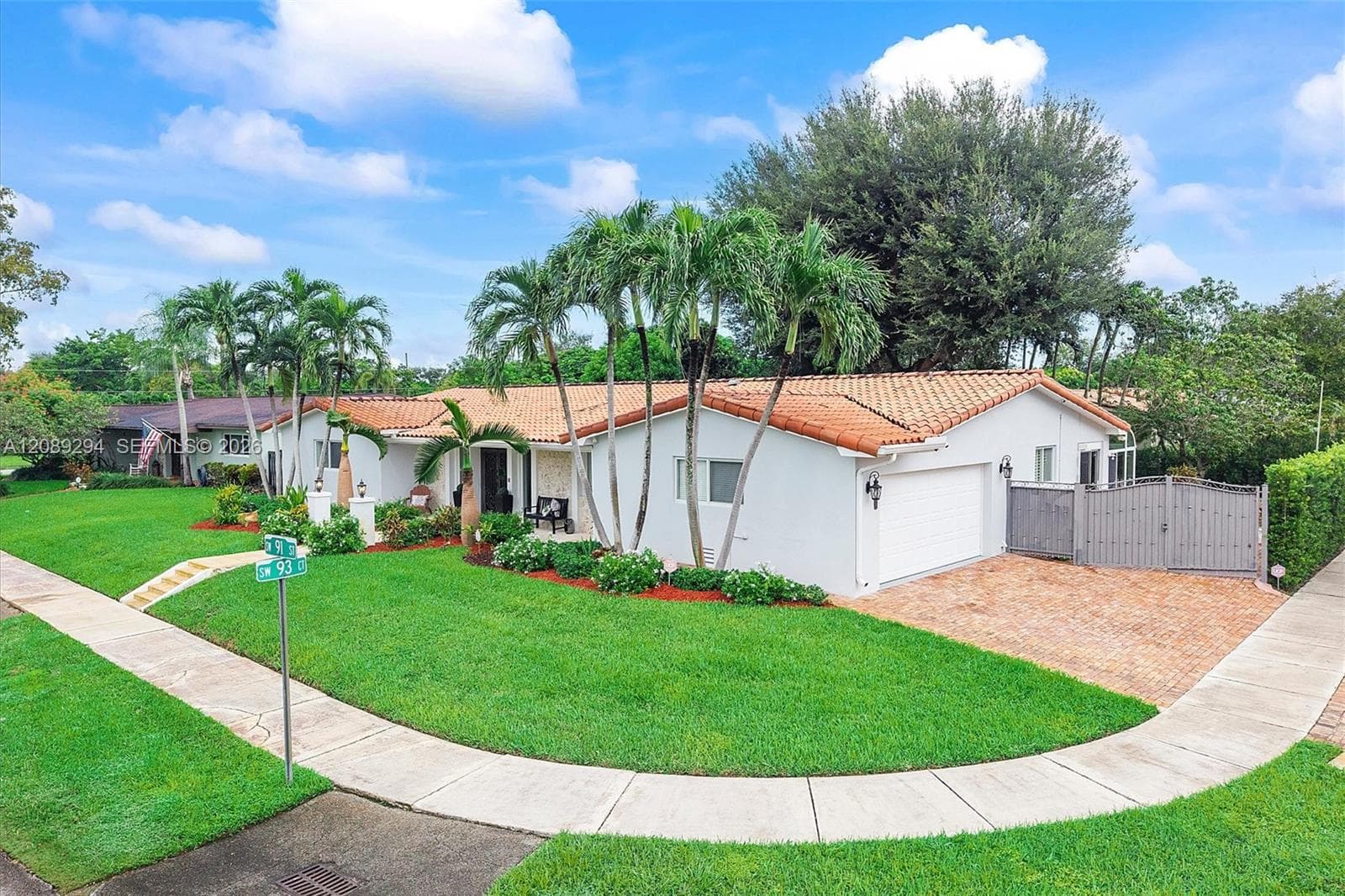 9355 SW 91st St, Miami FL 33176