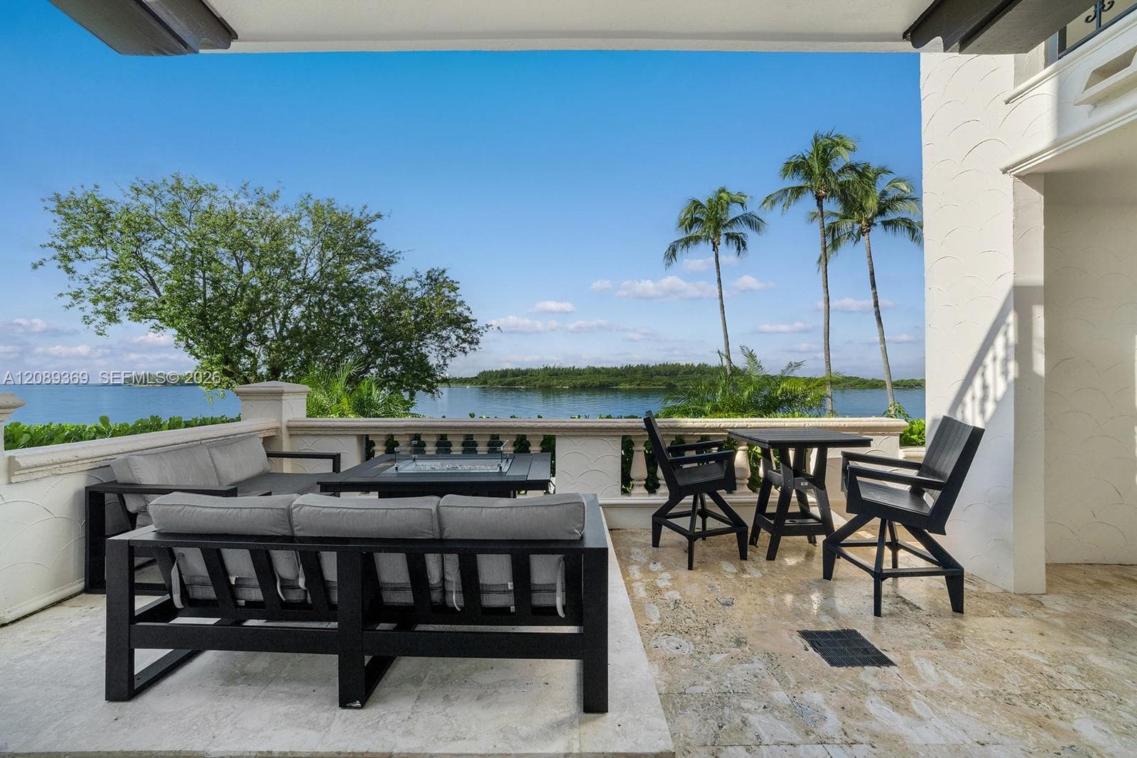 2412 Fisher Island Dr # 5102, Miami Beach FL 33109