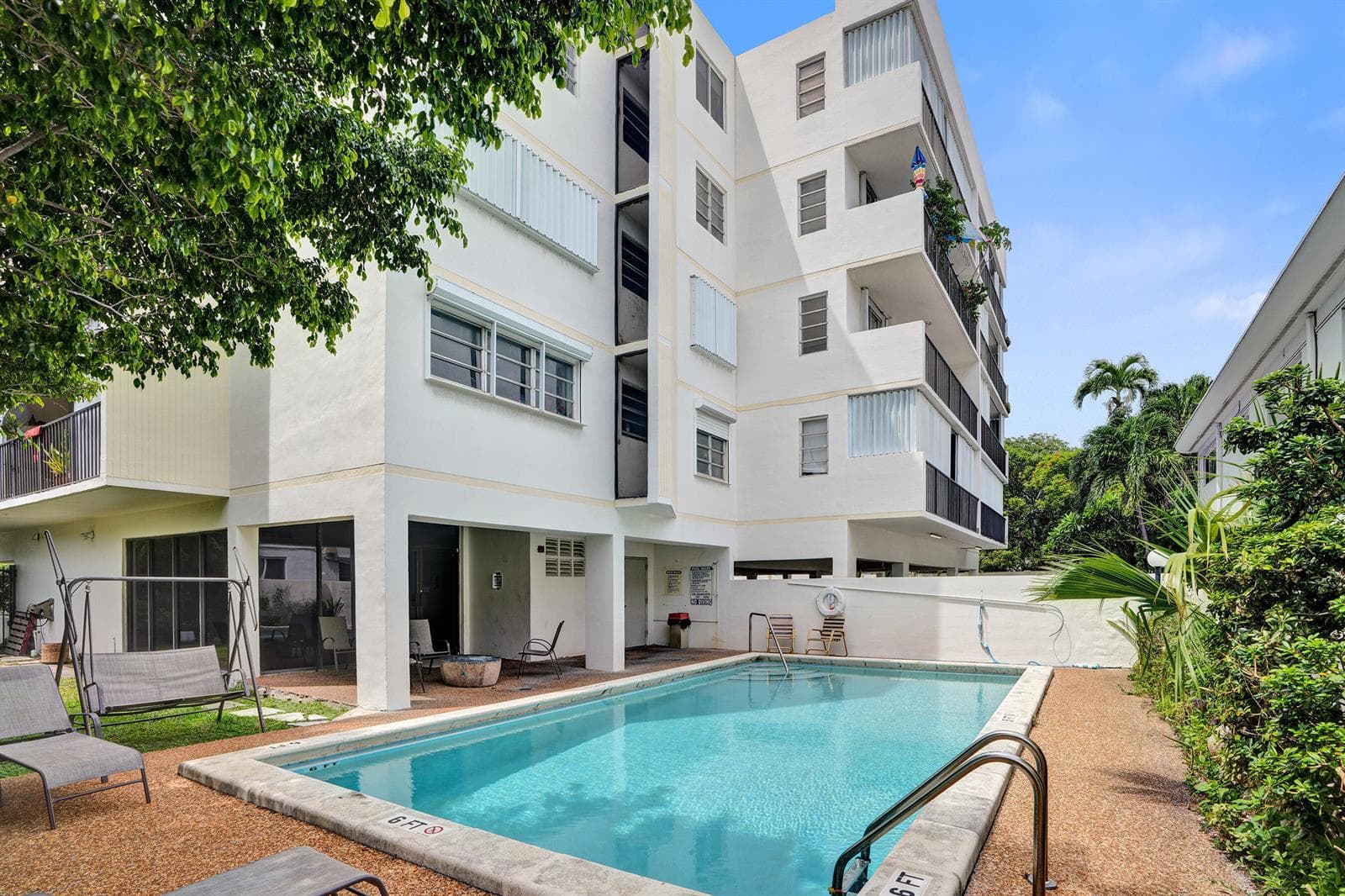 7601 Byron Avenue # 3C, Miami Beach FL 33141
