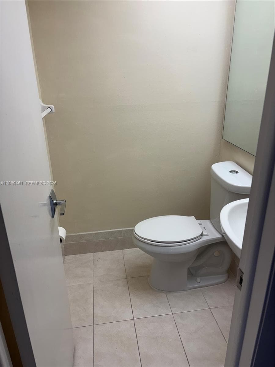 220 NW 87th Ave # K210, Miami FL 33172