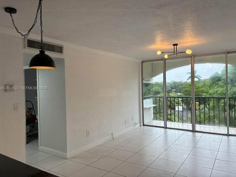 2160 SW 16th Ave # 421, Miami FL 33145