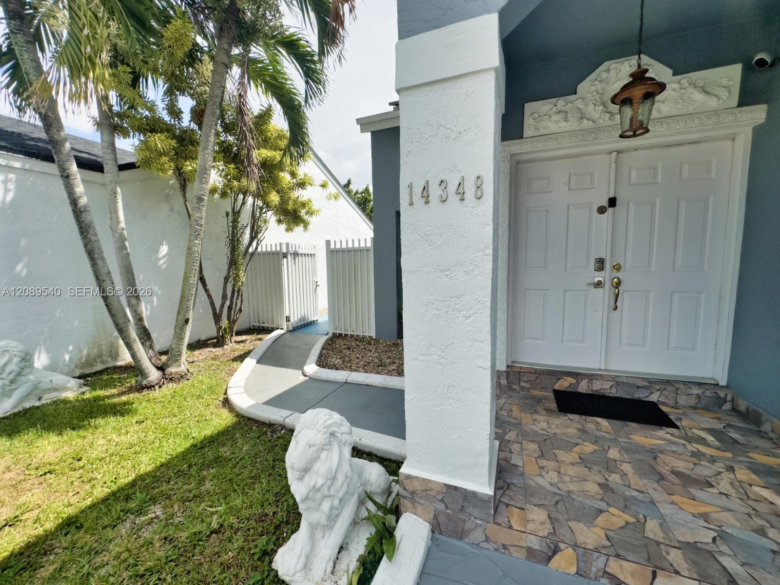 14348 SW 103rd St, Miami FL 33186