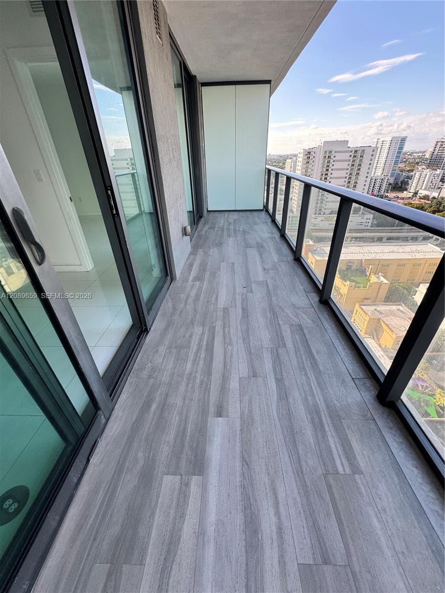 1300 S Miami Ave # 1811, Miami FL 33130