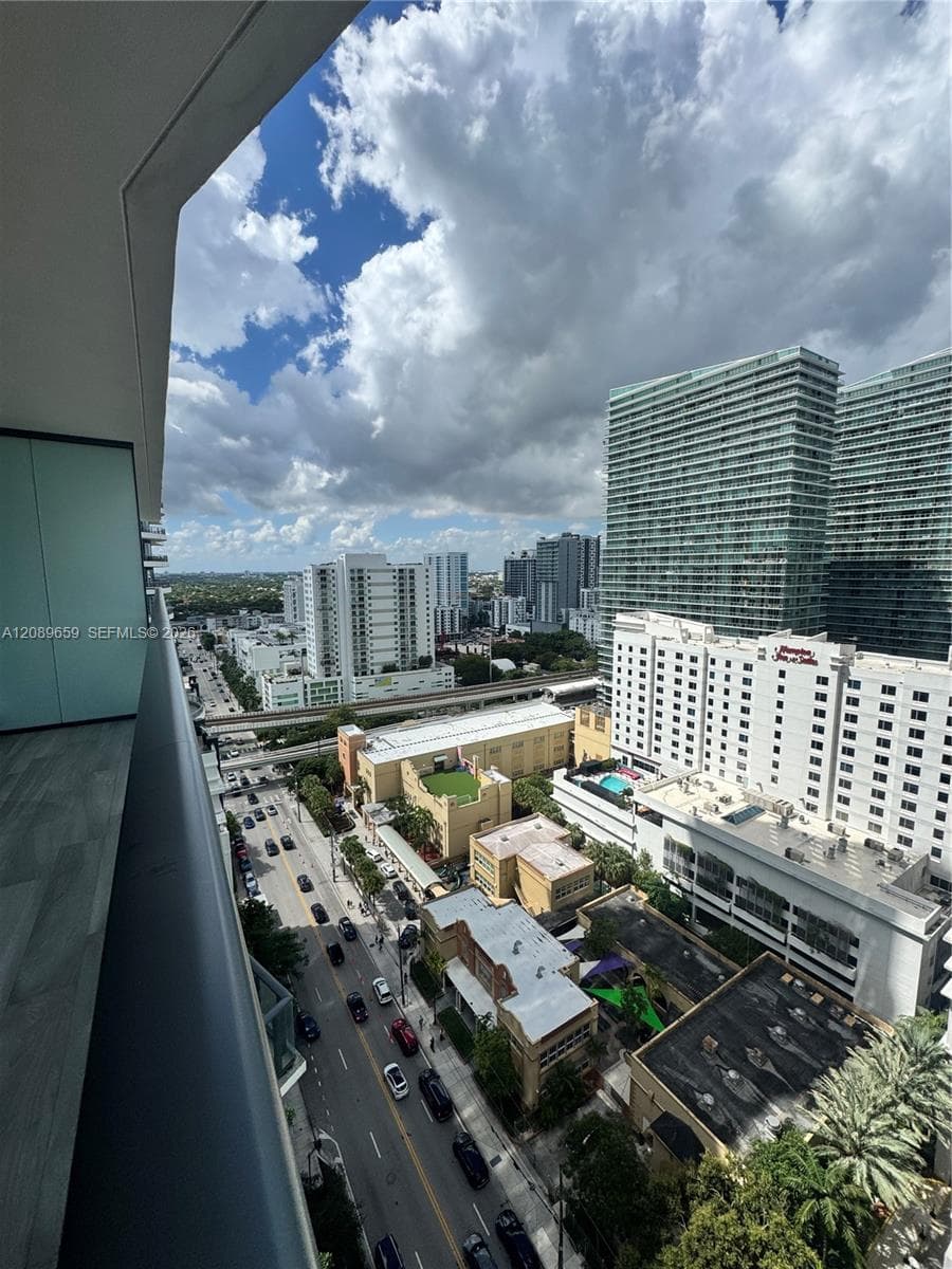 1300 S Miami Ave # 1811, Miami FL 33130