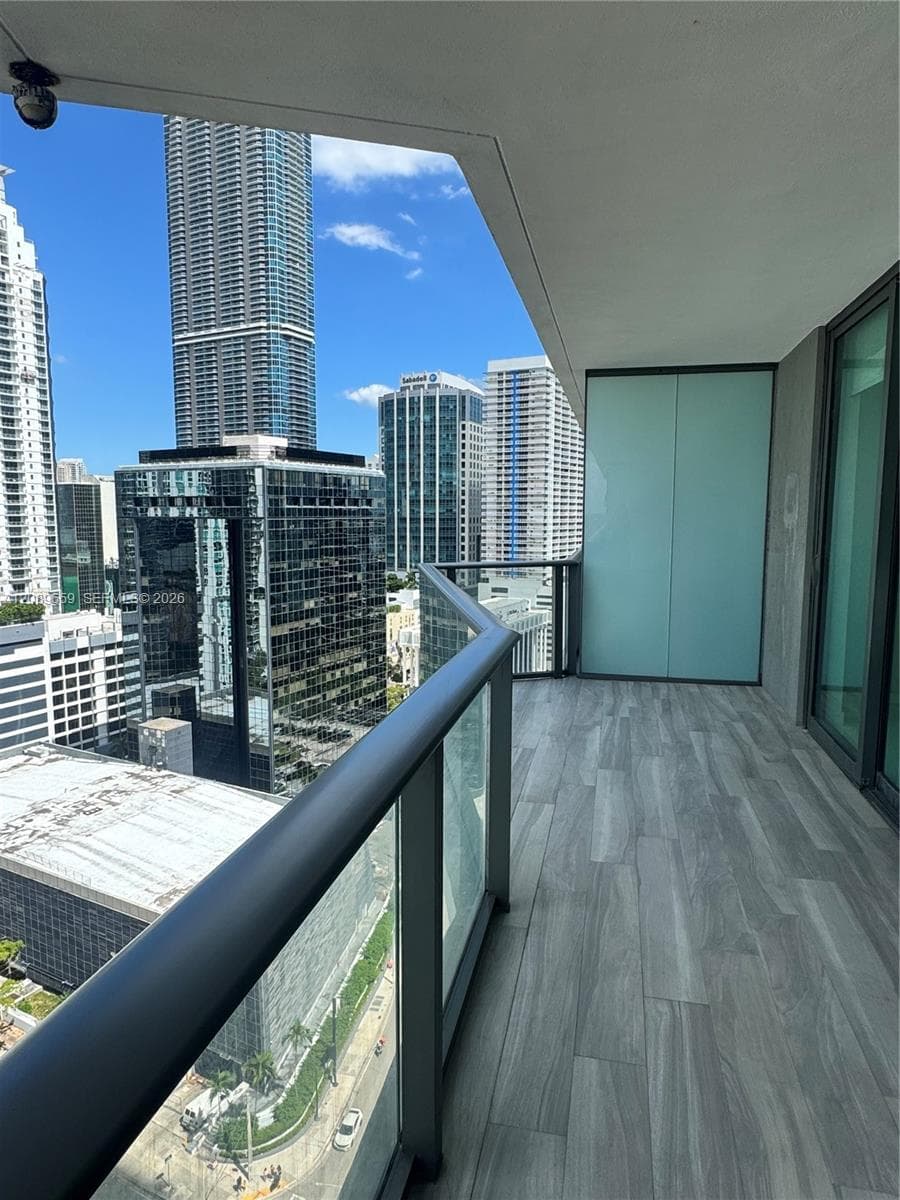 1300 S Miami Ave # 1811, Miami FL 33130