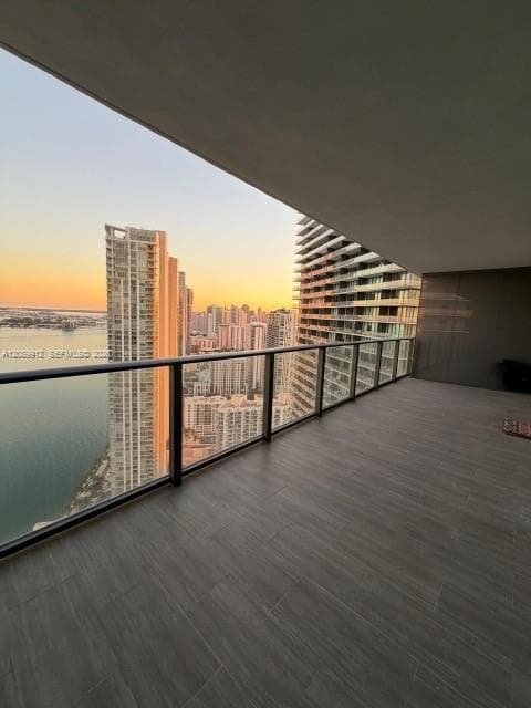 650 NE 32nd St # 4406, Miami FL 33137