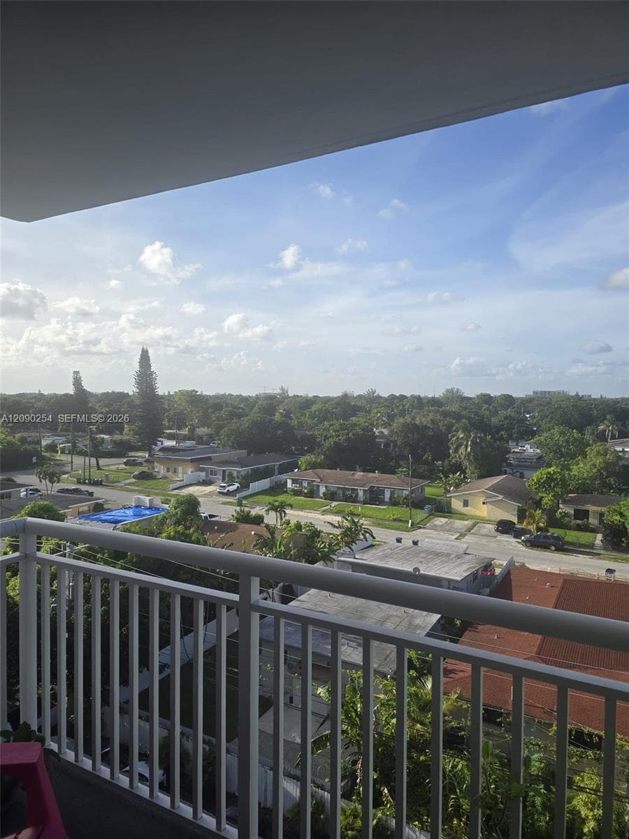 1251 NE 108th St # 718, Miami FL 33161