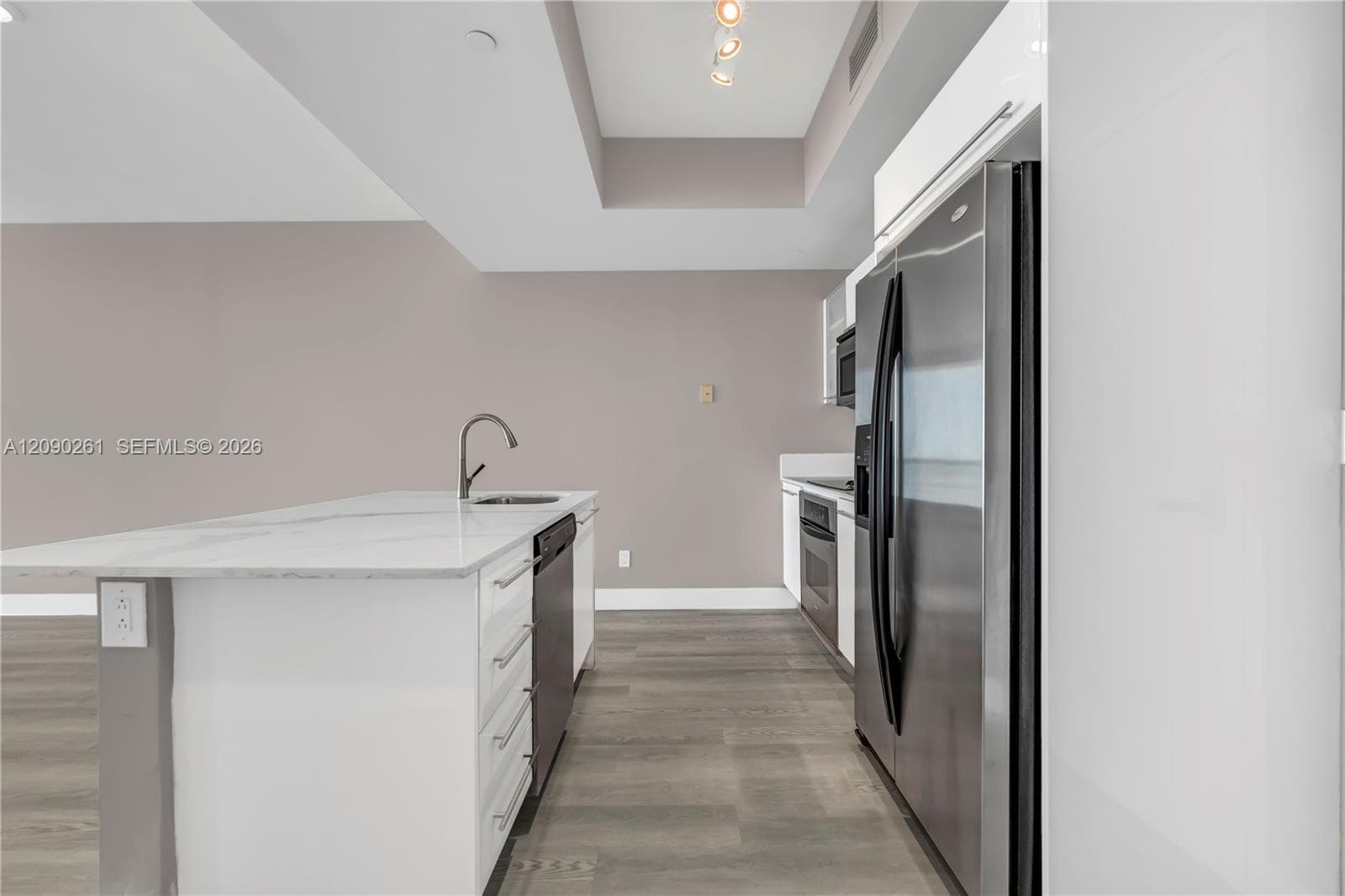 888 Biscayne Blvd # 1710, Miami FL 33132