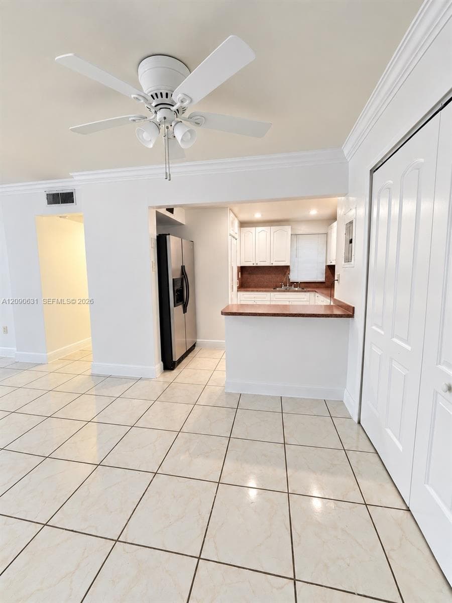 816 NW 87th Ave # 203, Miami FL 33172