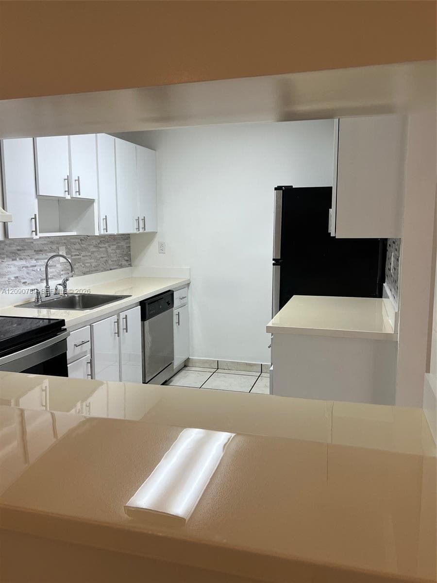 20680 NE 4th Ct # 206, Miami FL 33179