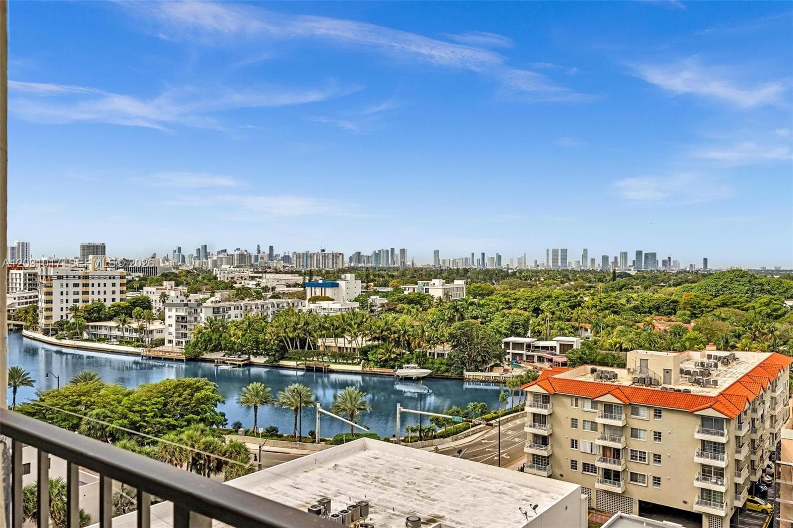 2625 Collins Ave # 1109, Miami Beach FL 33140