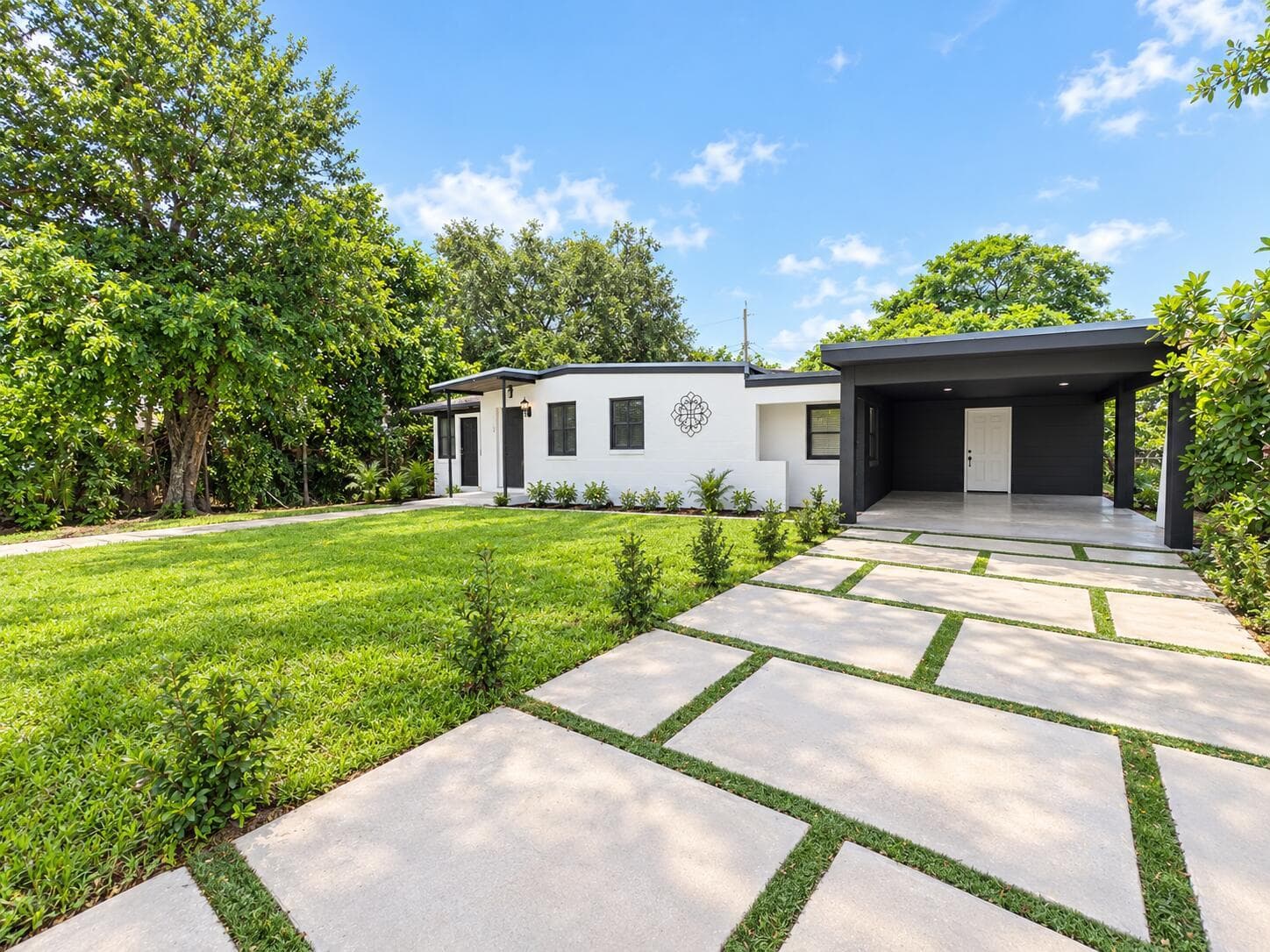 12700 WOOD Street, Miami FL 33167