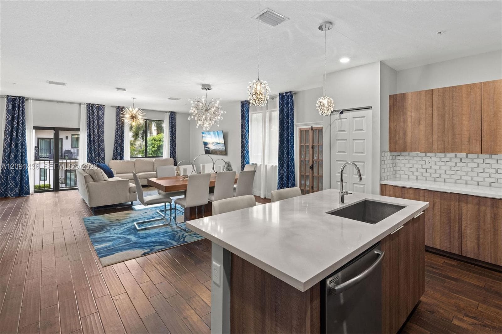 4720 NW 84th Ct, Doral FL 33166