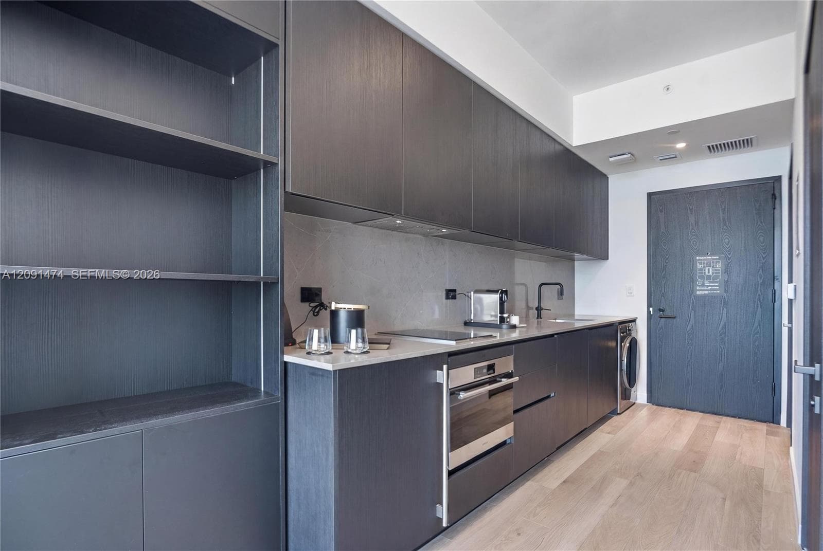 20 NE 11 ST # 3103B, Miami FL 33132