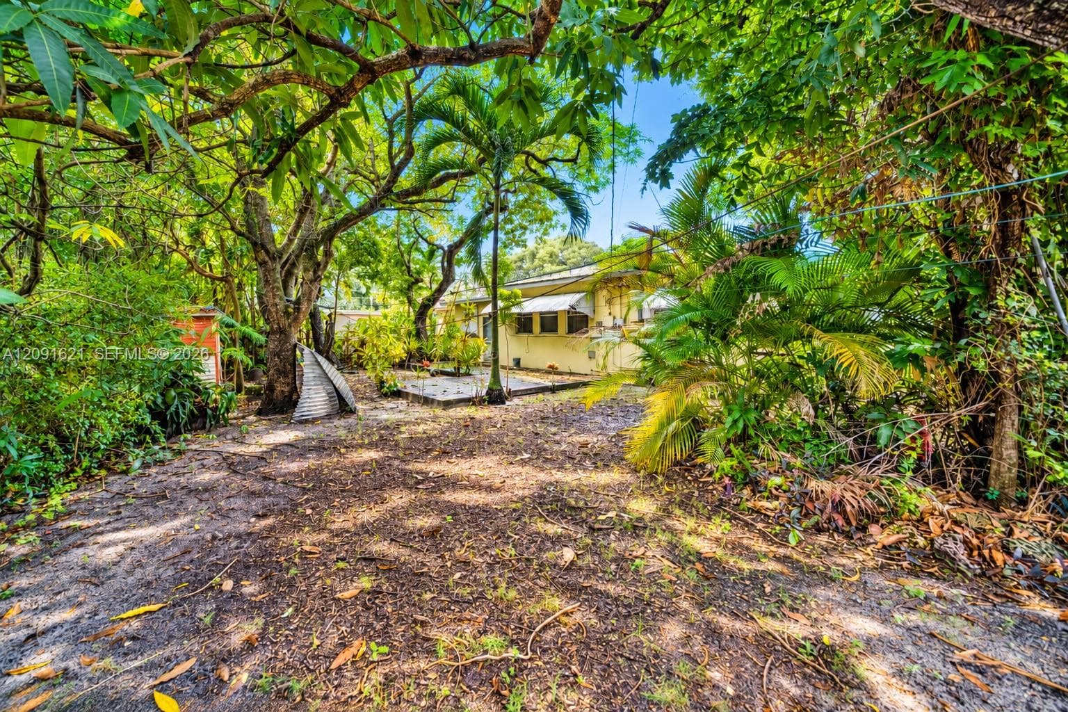 420 NW 42nd St, Miami FL 33127