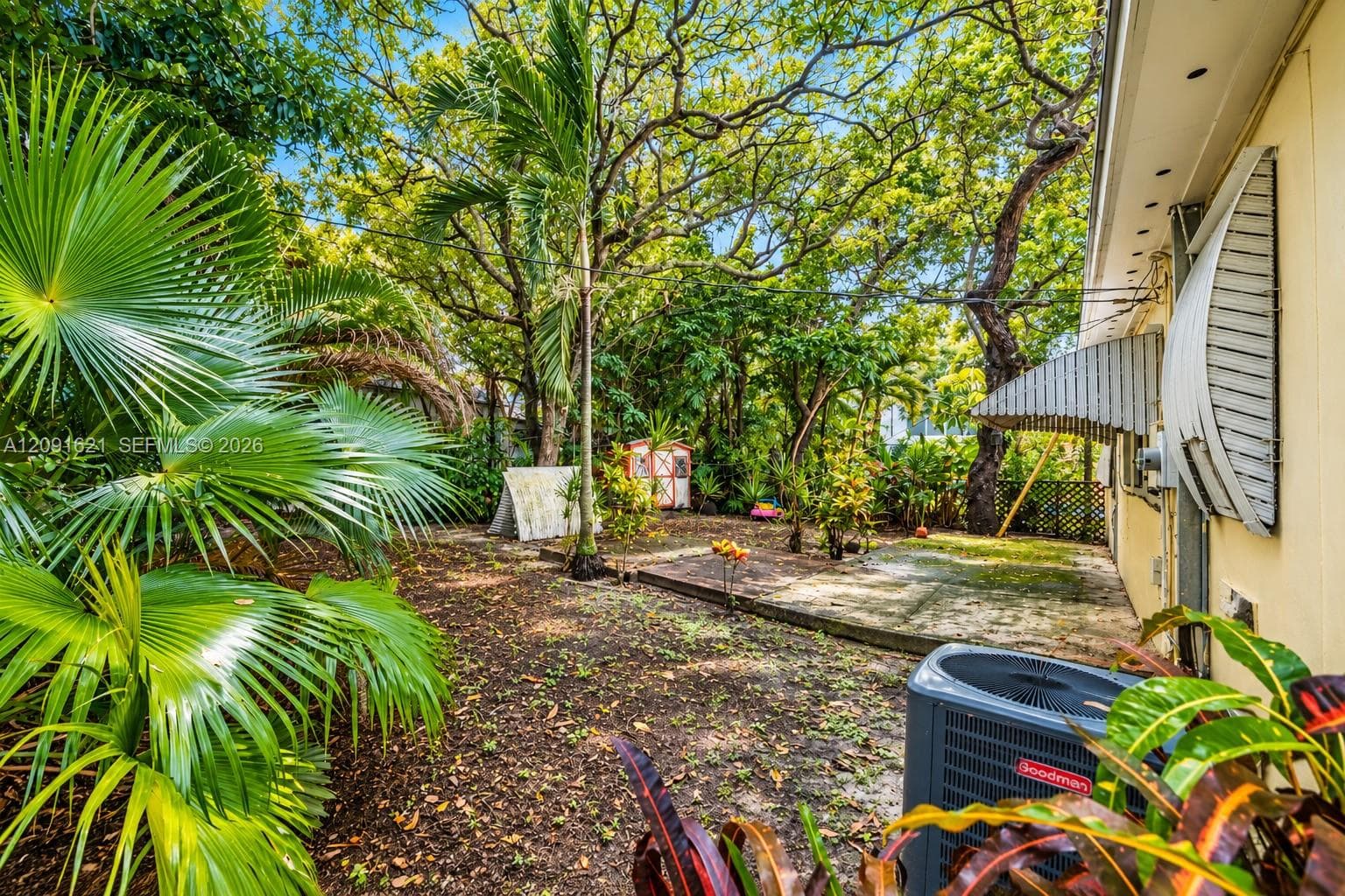 420 NW 42nd St, Miami FL 33127