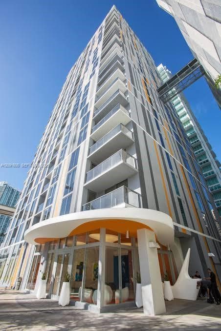 31 SE 6th St # 1101, Miami FL 33131