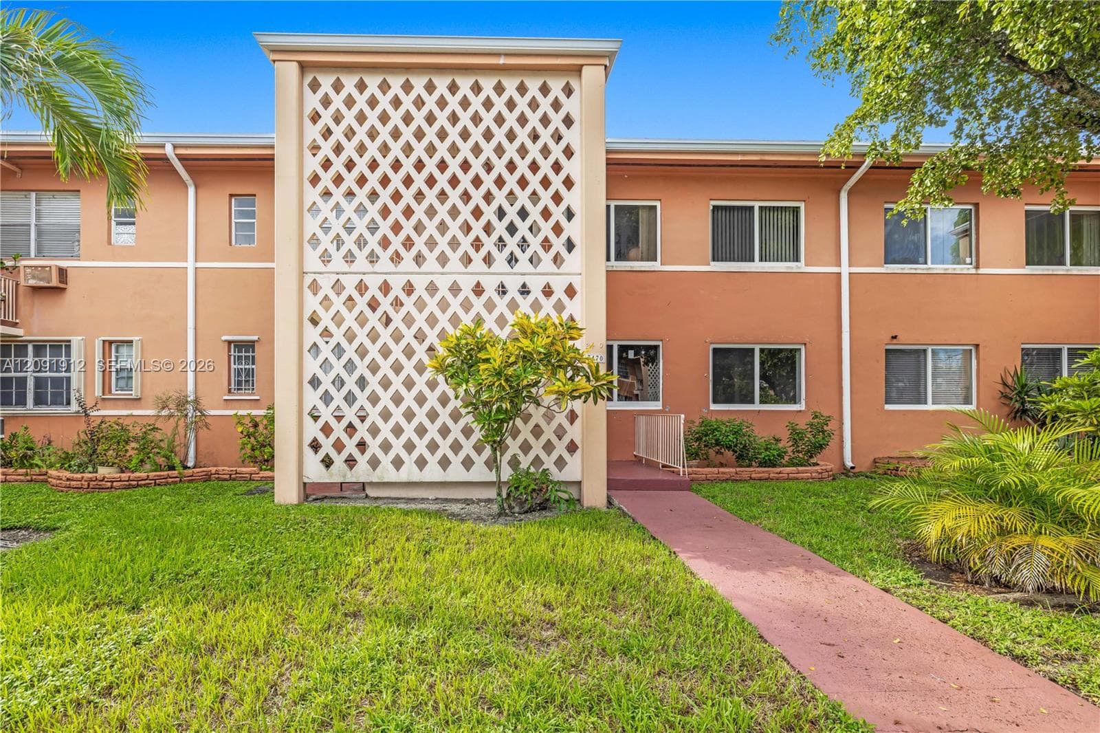 3470 SW 10th St Unit 10B, Miami FL 33135