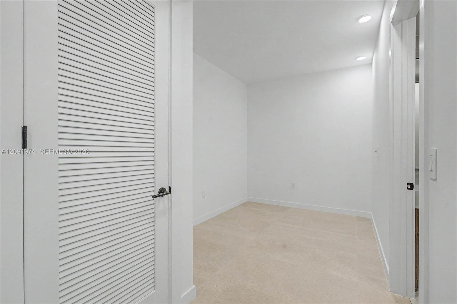 2200 Brickell Ave # 406, Miami FL 33129
