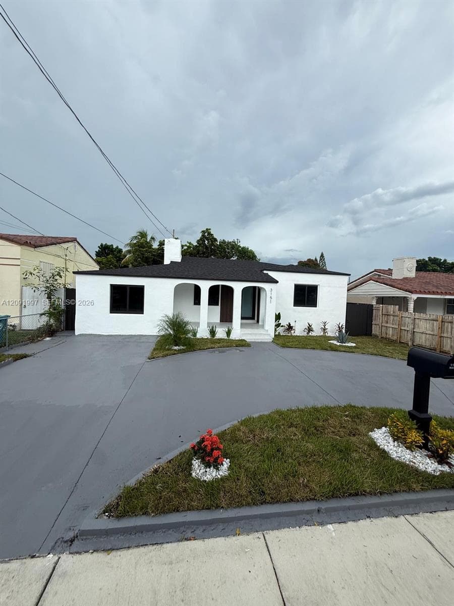 3151 NW 2nd St, Miami FL 33125