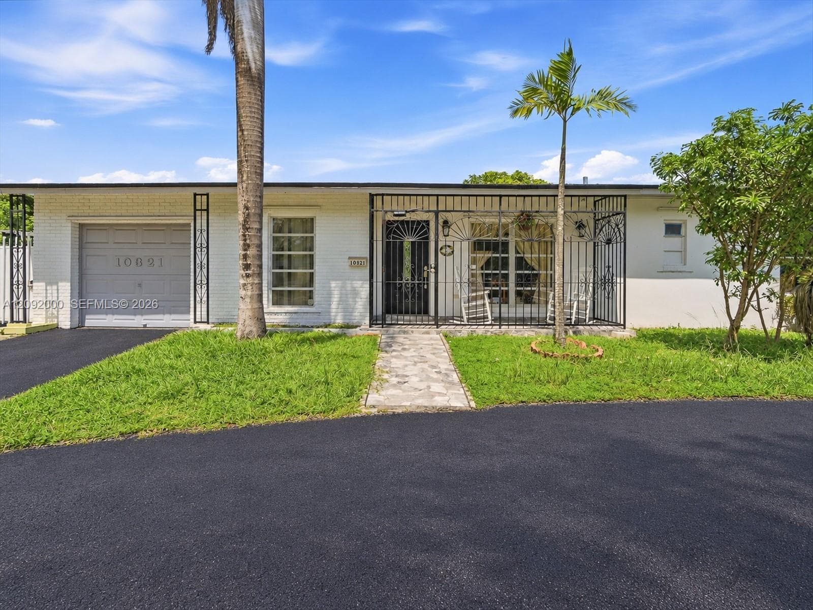 10321 Fairway Heights Blvd, Miami FL 33157