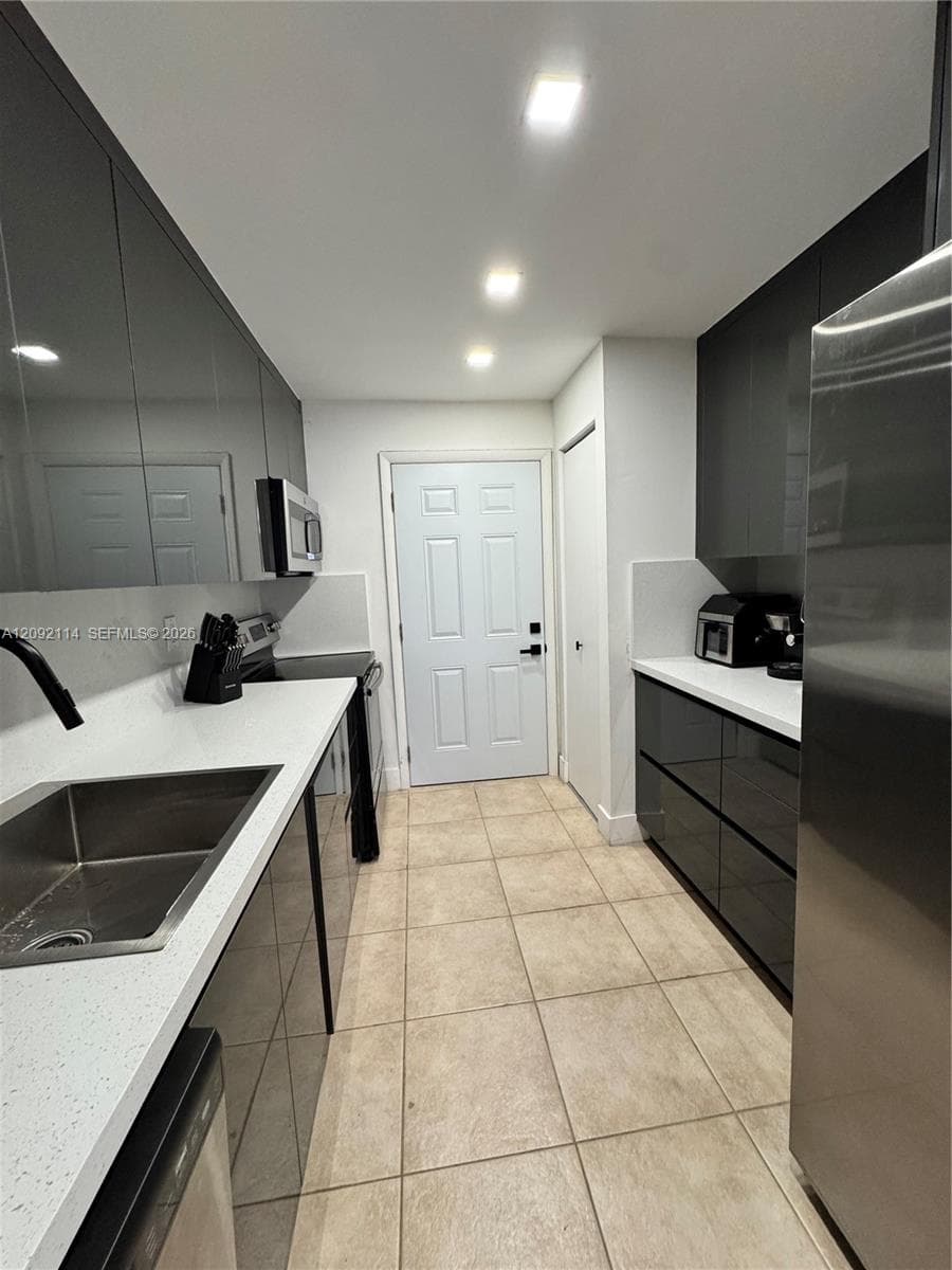 8650 SW 109th Ave # 116, Miami FL 33173