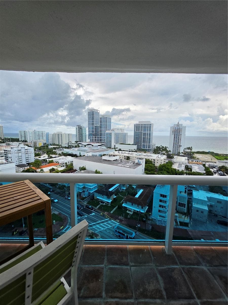 6770 Indian Creek Dr, Miami Beach FL 33141