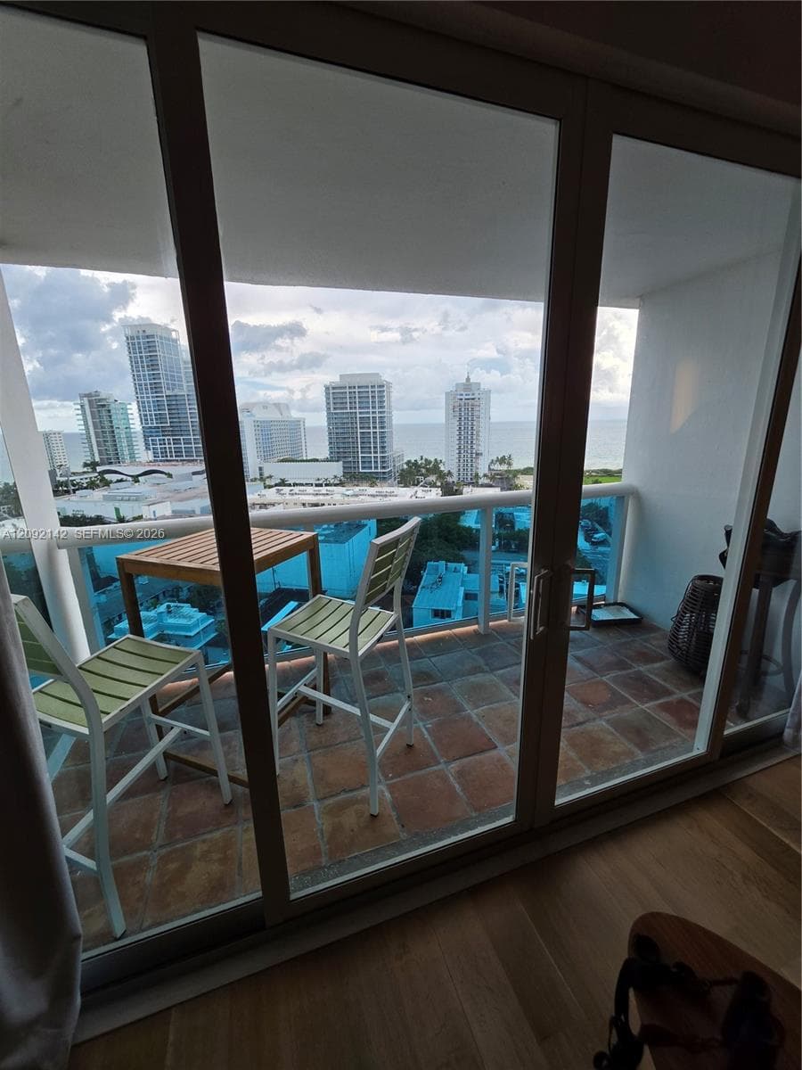 6770 Indian Creek Dr, Miami Beach FL 33141