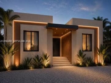 3075 NW 17th St, Miami FL 33125