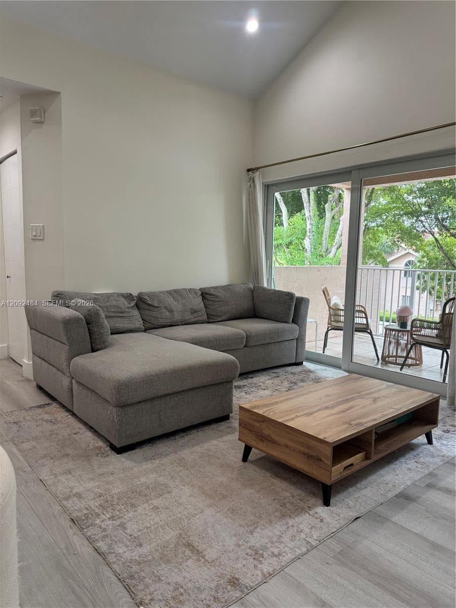 10521 SW 157th Pl # 306, Miami FL 33196