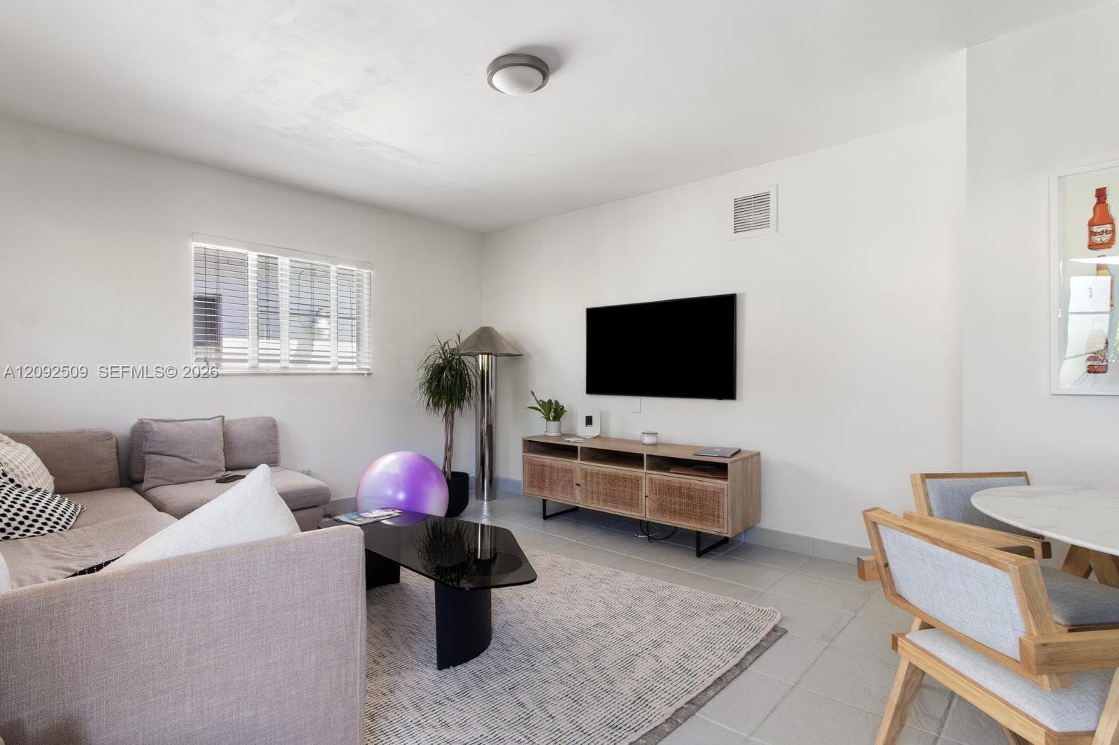 1050 7th St # 3, Miami Beach FL 33139