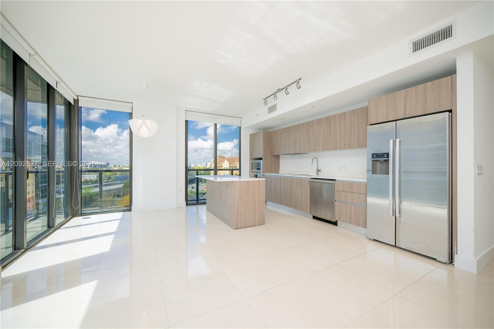 201 SW 17th Rd # 701, Miami FL 33129