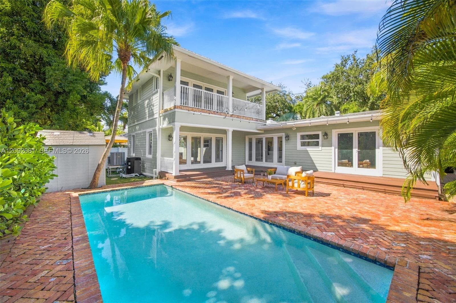 108 SE 17th Ave, Fort Lauderdale FL 33301
