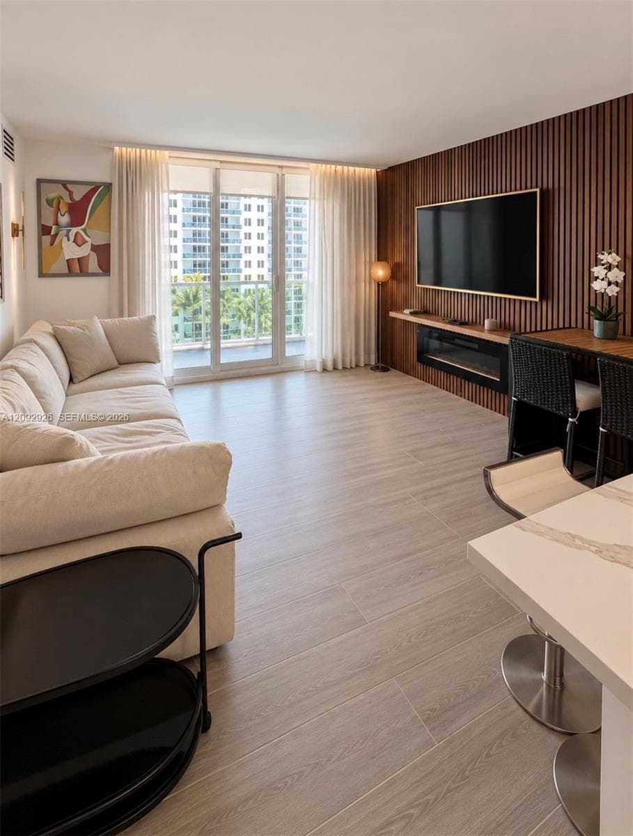 2301 Collins Ave # 1019, Miami Beach FL 33139