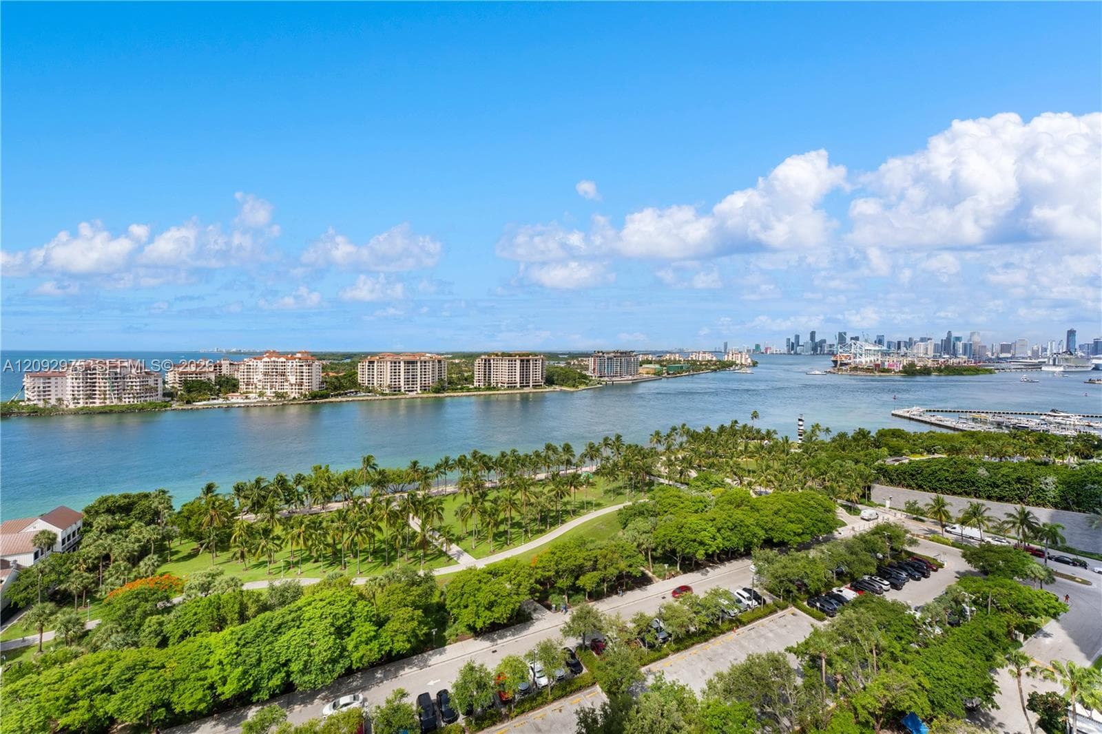400 S Pointe Dr # 1805, Miami Beach FL 33139