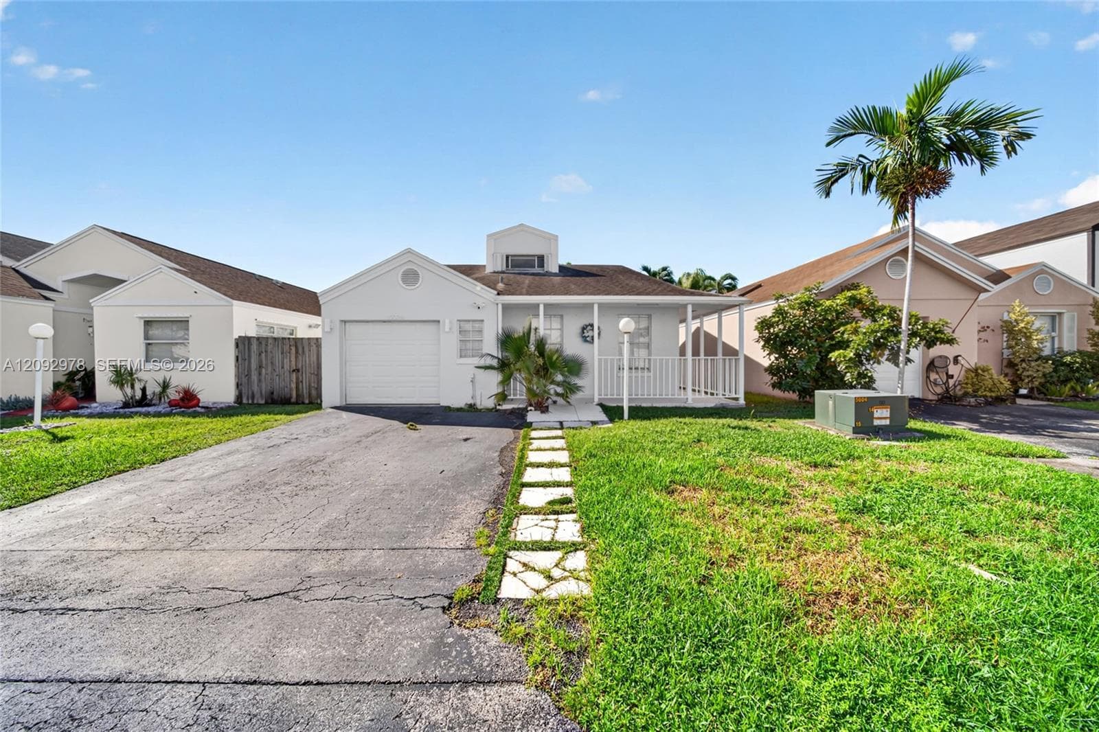 10024 SW 222nd St, Cutler Bay FL 33190