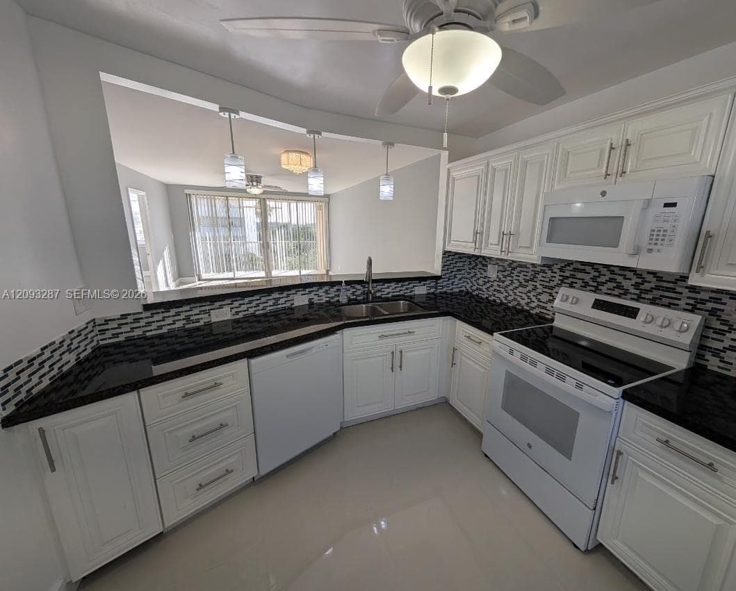 1750 NE 191st St # 3, Miami FL 33179