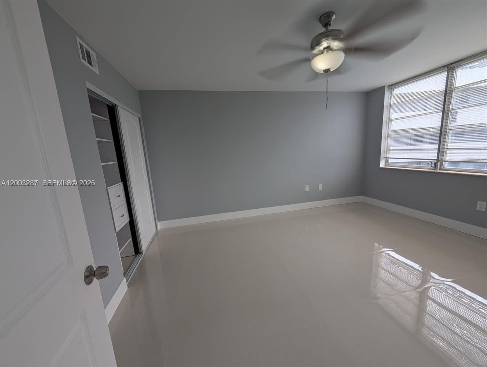 1750 NE 191st St # 3, Miami FL 33179