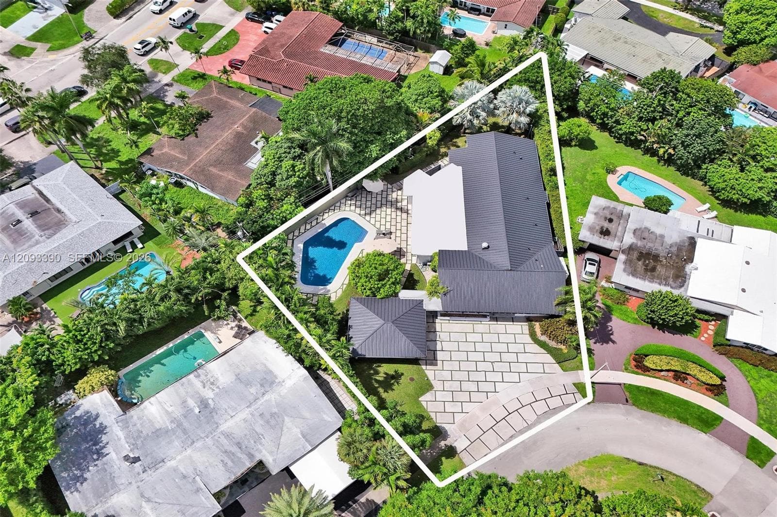 20100 NE 20th Ct, Miami FL 33179