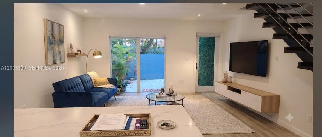 798 Crandon Blvd # B, Key Biscayne FL 33149