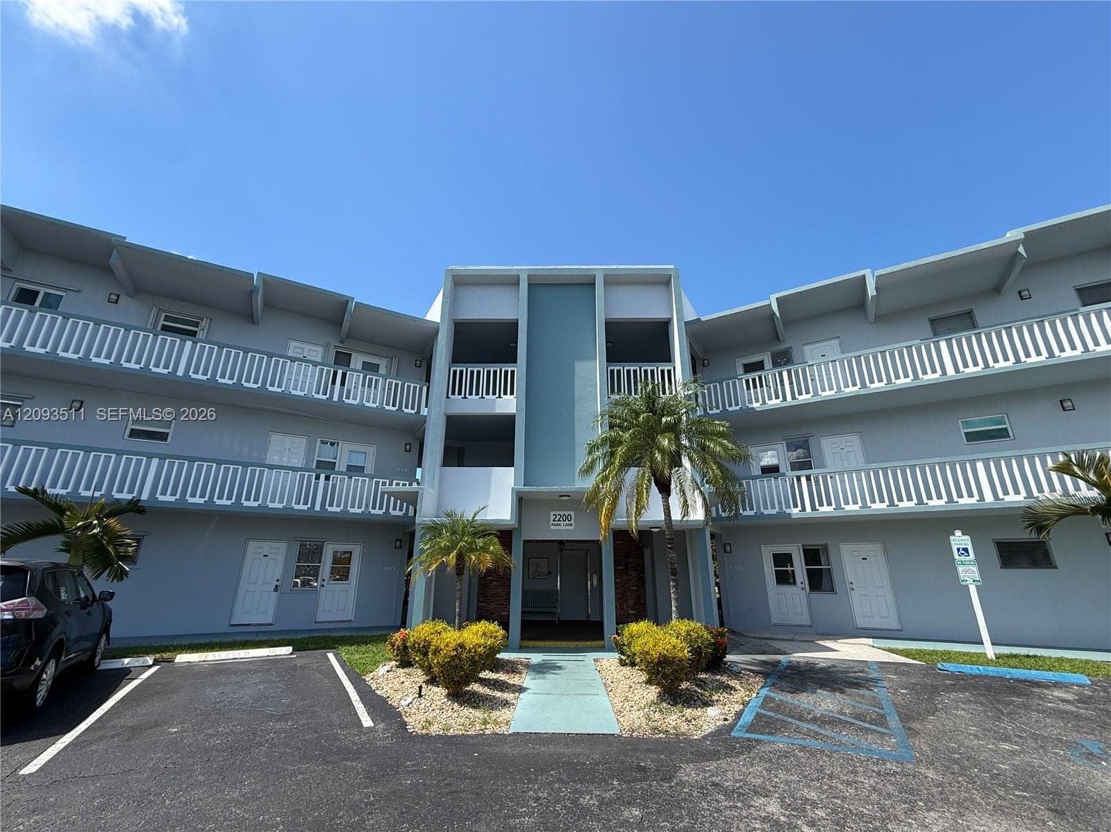 2200 Park Ln # 306, Hollywood FL 33021