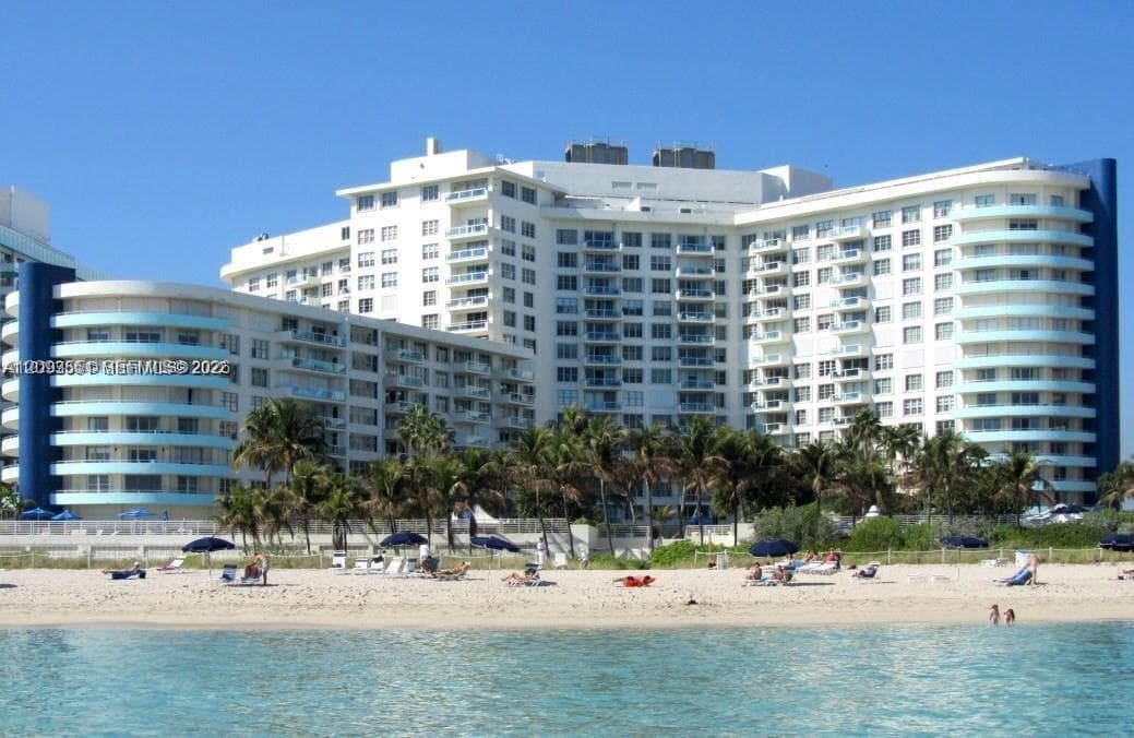 5161 Collins Ave # 1211, Miami Beach FL 33140