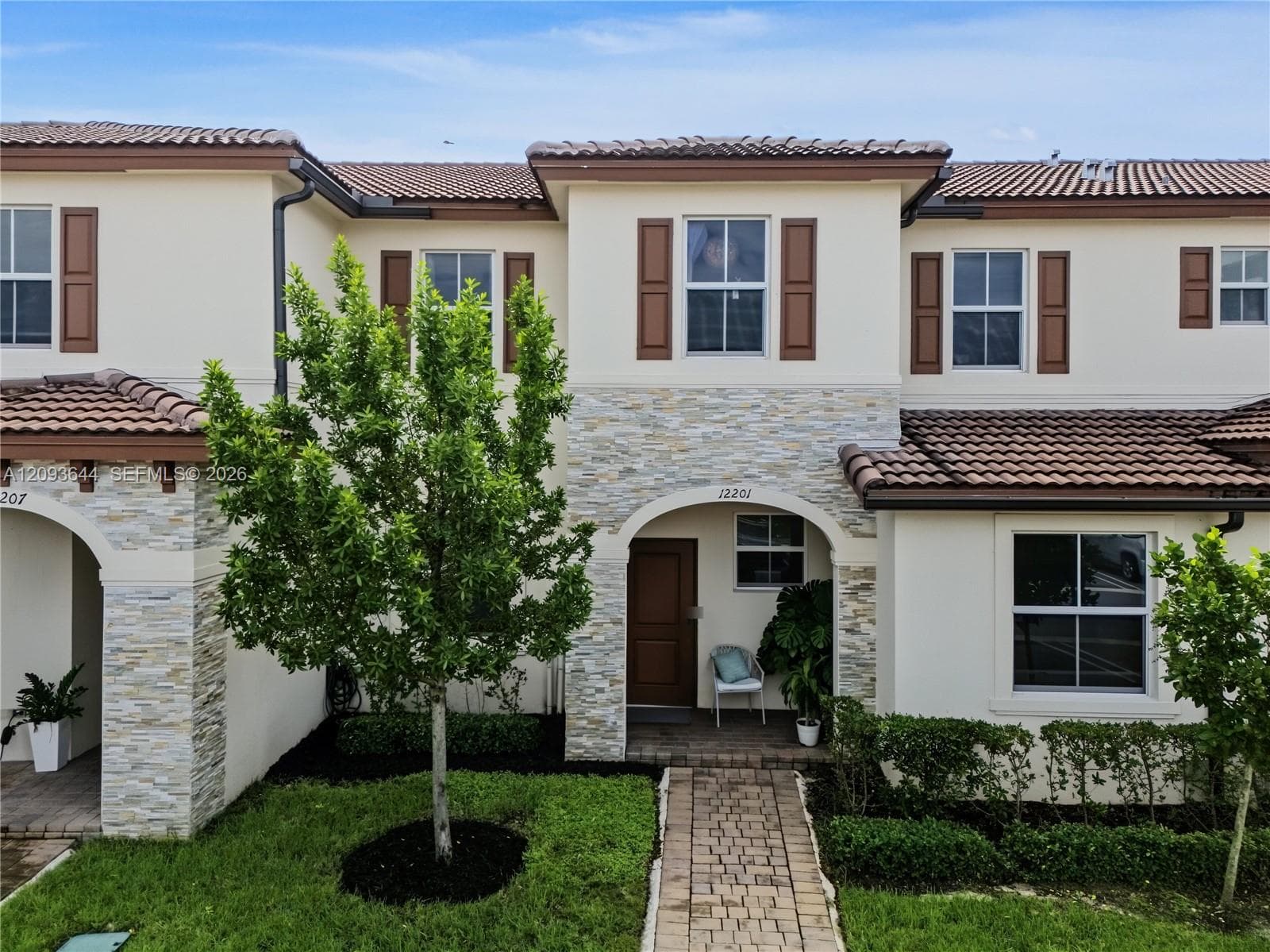 12201 NW 23rd Ct, Miami FL 33167