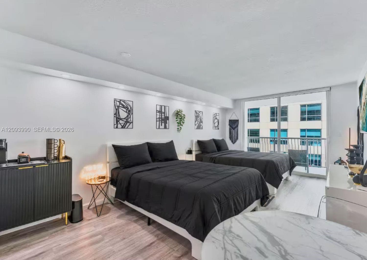1200 Brickell Bay Dr # 2610, Miami FL 33131